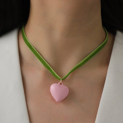 Kenjie 2024 New Valentine's Day Series Heart Peach Fresh Temperament Necklace Female European And American Cross-border Fashion Necklace