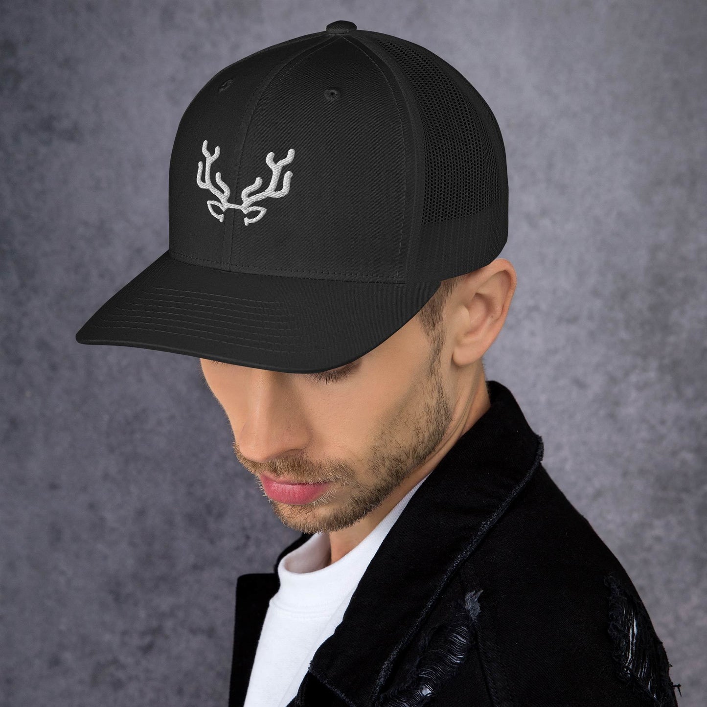 ZIPPX, Stag embroidery, Trucker Cap